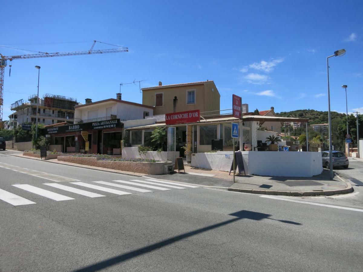 Joli Studio A Front De Mer Saint-Raphael  Exterior photo